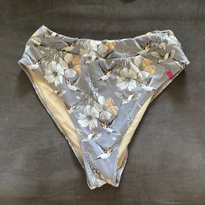 US M/6 Pole Addict Mona High Waisted Bottoms.